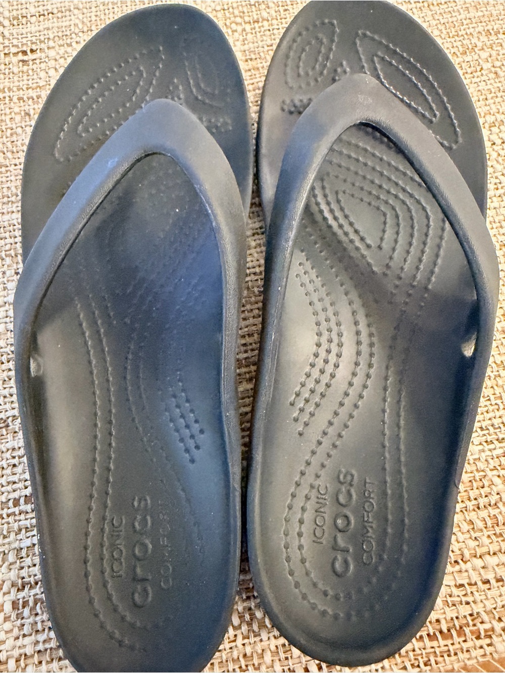 Crocs Kadee II Flip Flops size 8